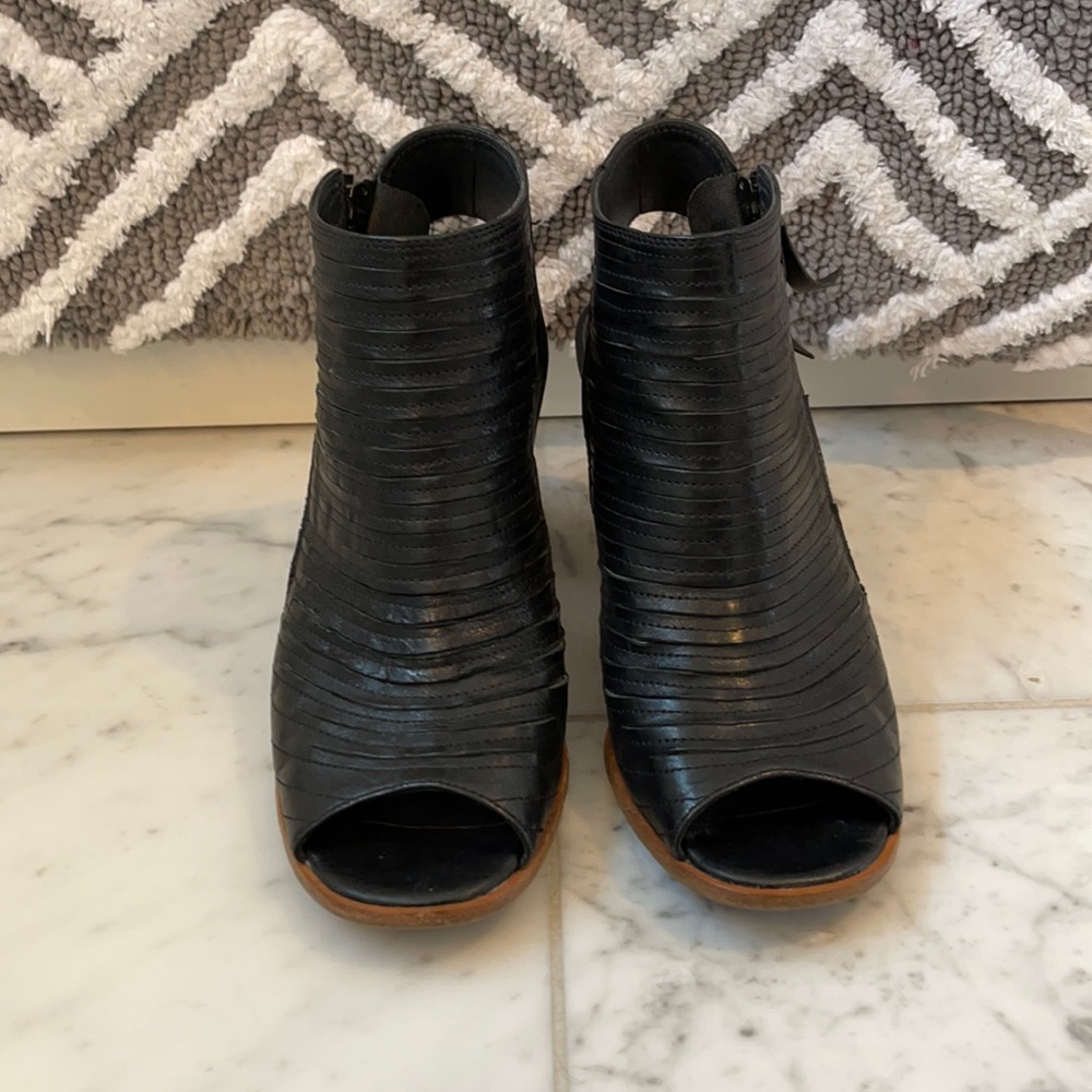 Paul Green open toe bootie. Size 8